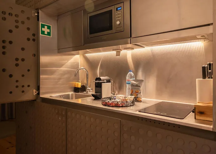 The Luxe Cube Apartman *